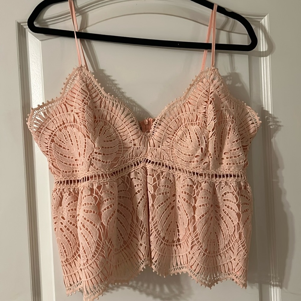 Willow-root lacy crop top